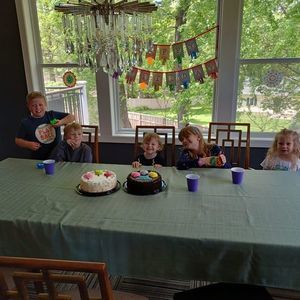 Meet your Posher, Dennis